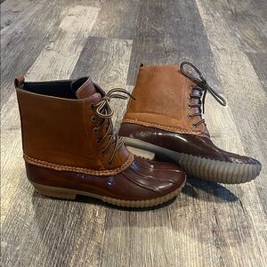 Maroon and Tan Lace-Up Duck Boots